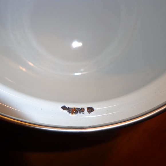 Miniature Enamel Handled Pot & Lid - Picture 8 of 8